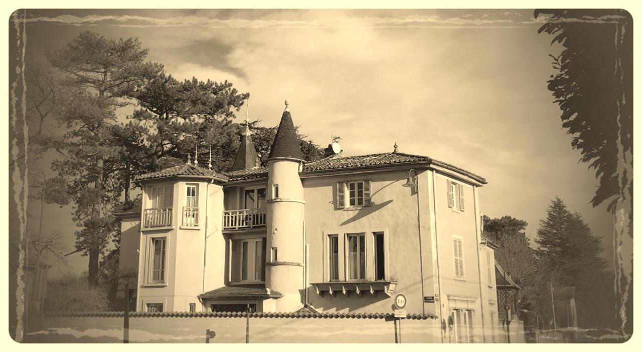Aux Tourelles 1888 - Tres Proche Lyon Bed & Breakfast Tassin-la-Demi-Lune Exterior photo