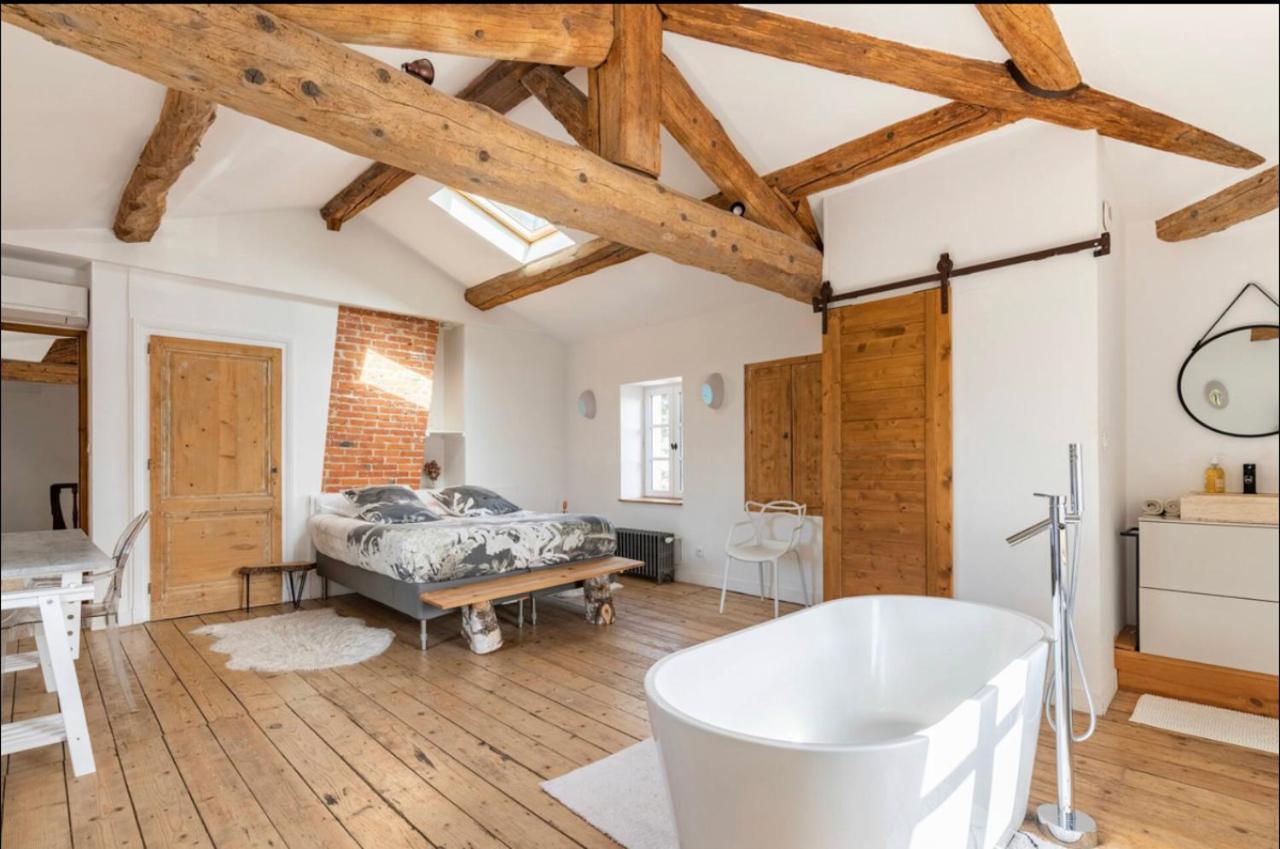 Aux Tourelles 1888 - Tres Proche Lyon Bed & Breakfast Tassin-la-Demi-Lune Exterior photo
